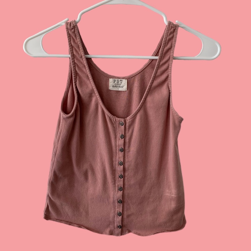 Pink tank top with buttons